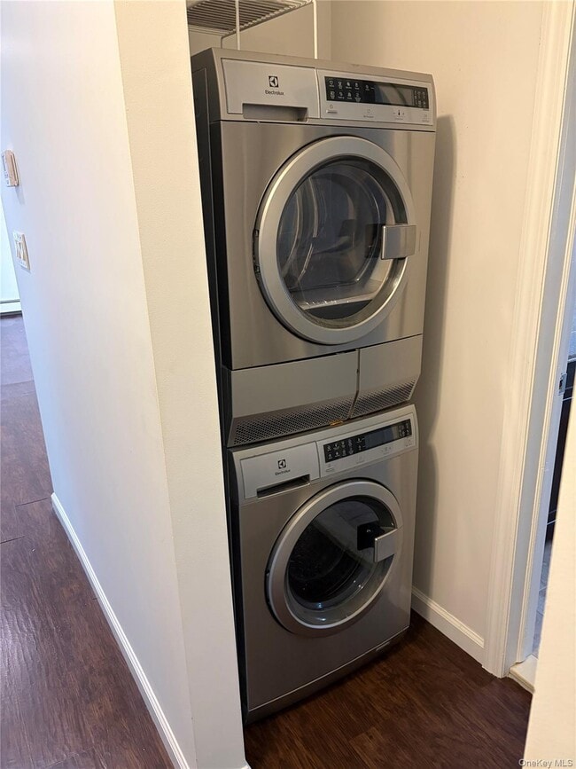 Building Photo - 4163 Austin Blvd