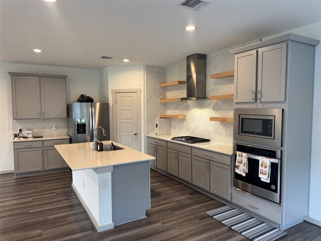 Building Photo - 12510 Abbey House Ct