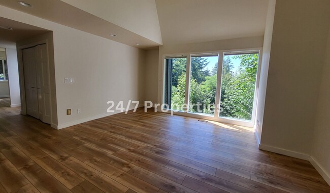 Building Photo - FOUR STORY - 5BD I 3BA - NW Contemporary H...