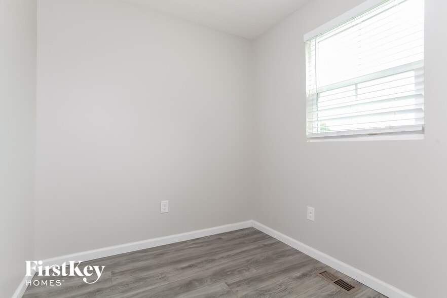 Building Photo - 4721 Megan Danielle Dr