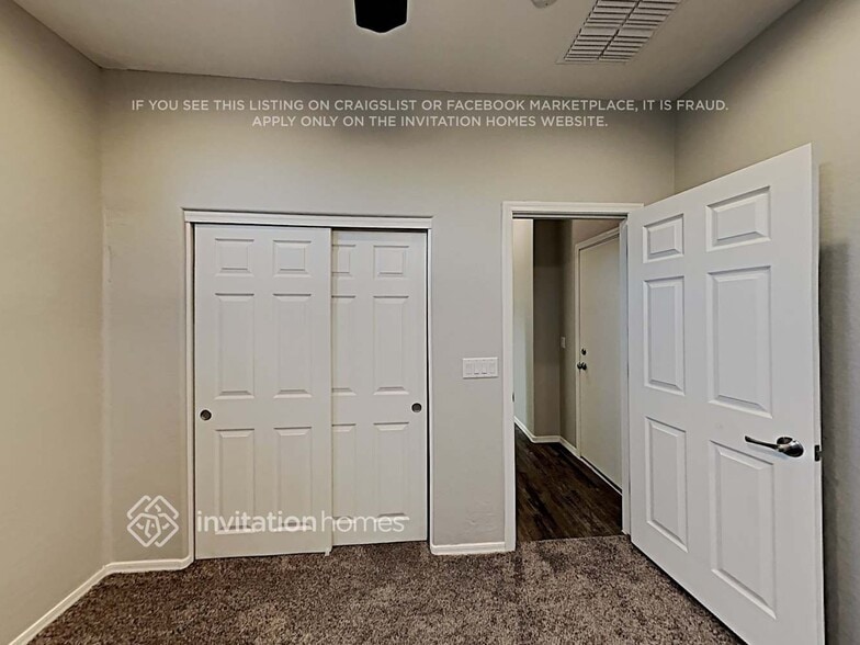 Building Photo - 851 W Desert Basin Dr