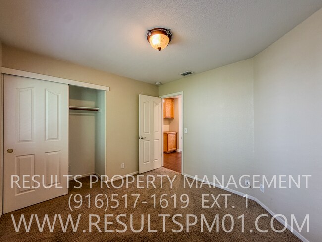 Building Photo - 208 Stavros Ct