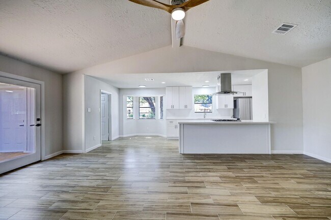Building Photo - 9723 Galston Ln