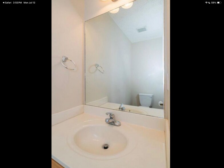 Building Photo - 11012 Symington Cir