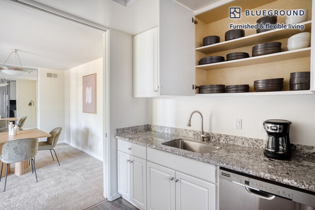 Building Photo - 1850 Sand Hill Rd