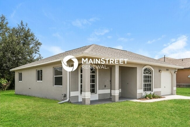 Primary Photo - 3 Bedroom Pet-Friendly Home in Lehigh Acre...