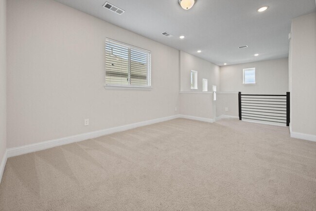 Building Photo - 10838 Downy Cup Dr