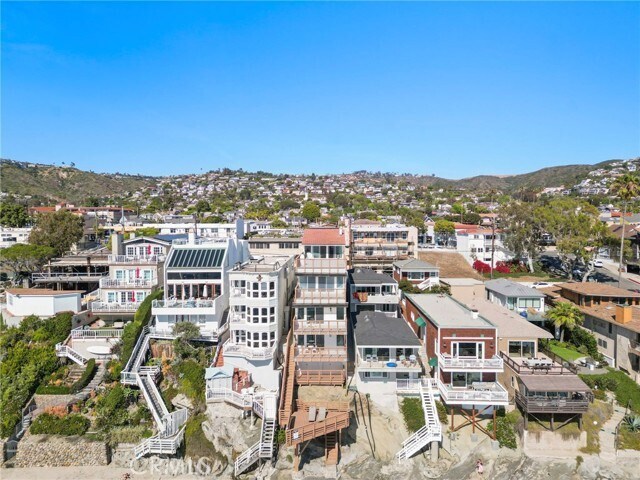 Building Photo - 1045 Gaviota Dr