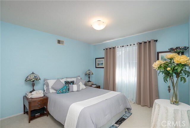 Building Photo - 25562 Eastwind Dr