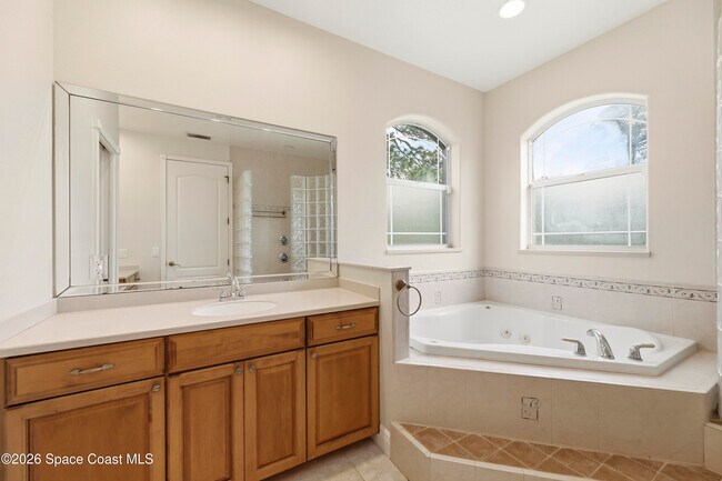 Building Photo - 2300 Duncil Ln