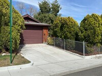 Building Photo - <b>Three Bedroom Home minutes from UNR<br><br>