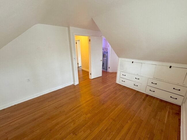 Building Photo - 1313 Frank St