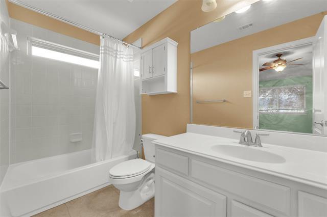 Building Photo - 444 Wildwood Dr