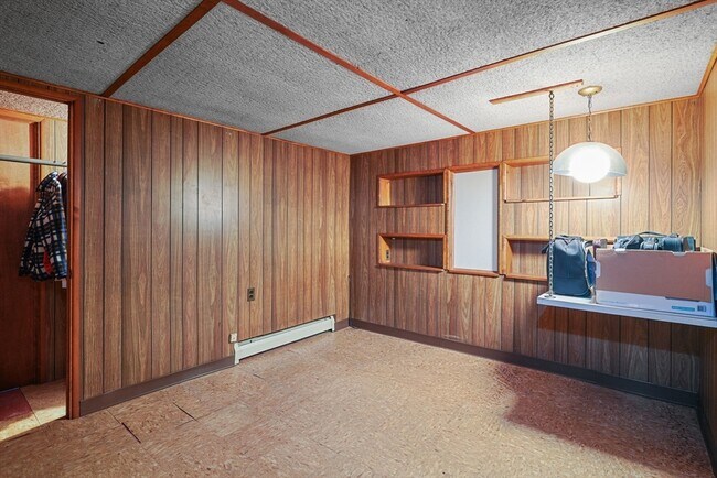 Building Photo - 26 Melanie Cir