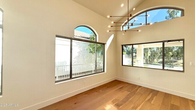 Building Photo - 8133 E Cortez Dr