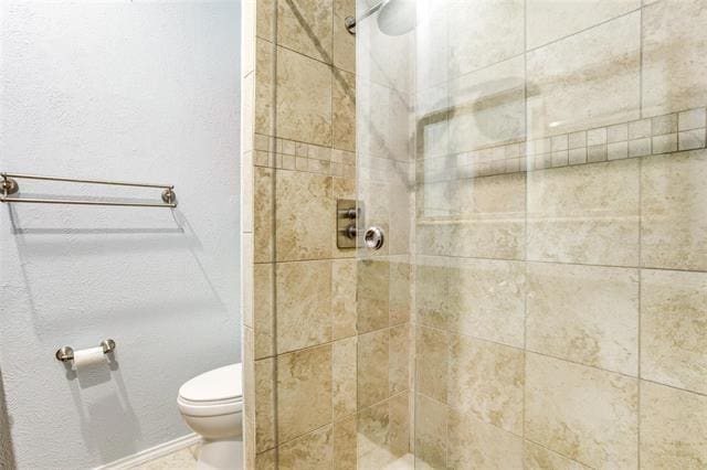 Building Photo - 10421 High Hollows Dr