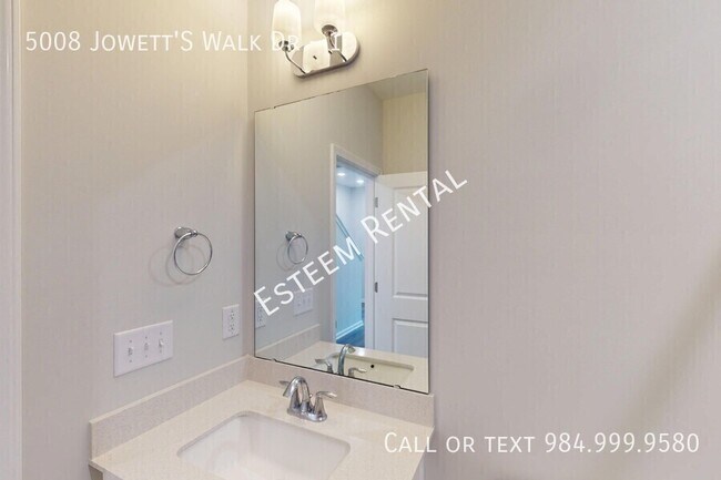 Building Photo - 5008 Jowett's Walk Dr