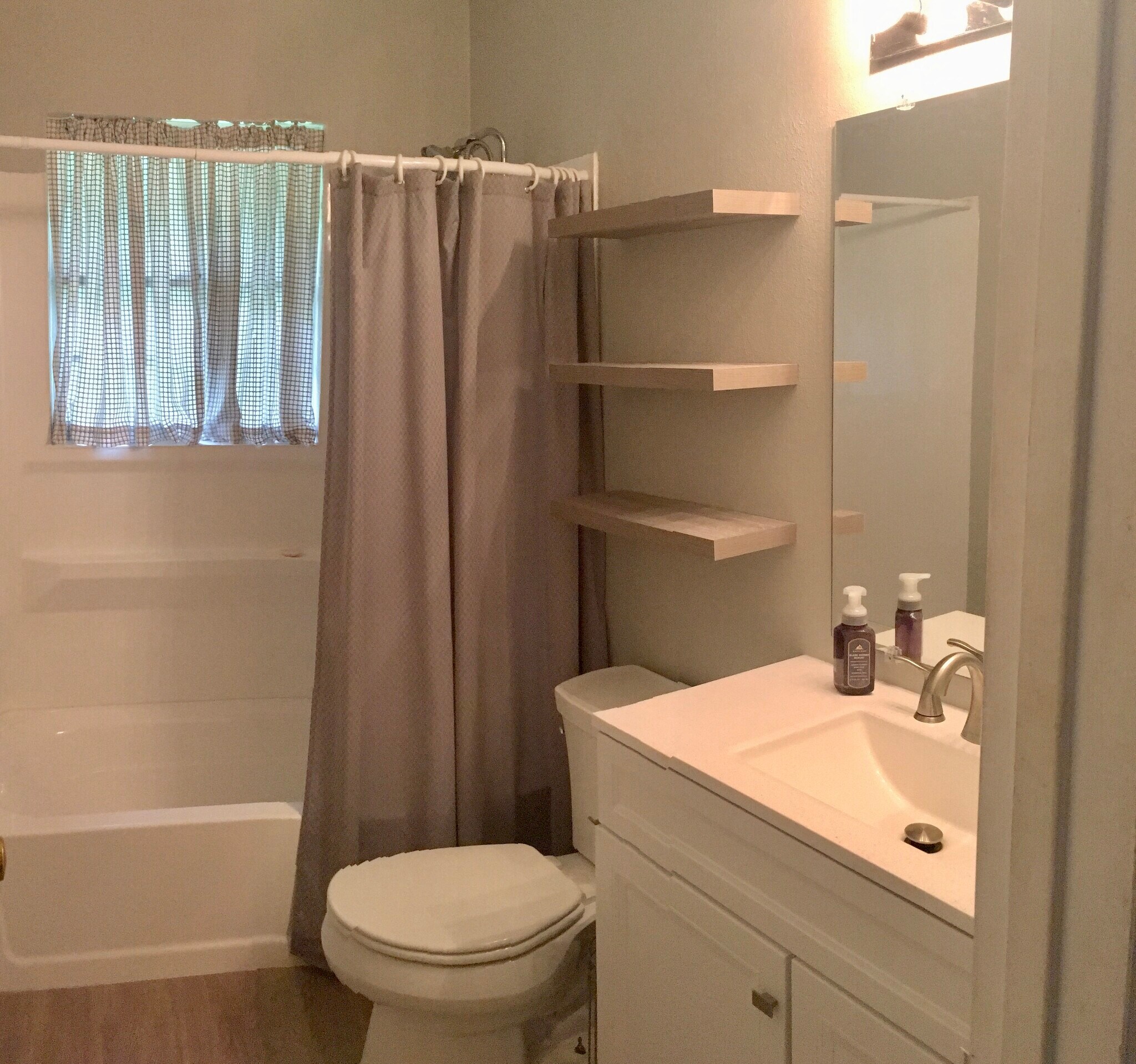 Recently updated bathroom. - 816 N Hughes St