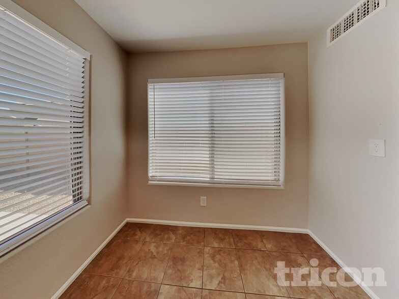 Building Photo - 42026 Colby Dr