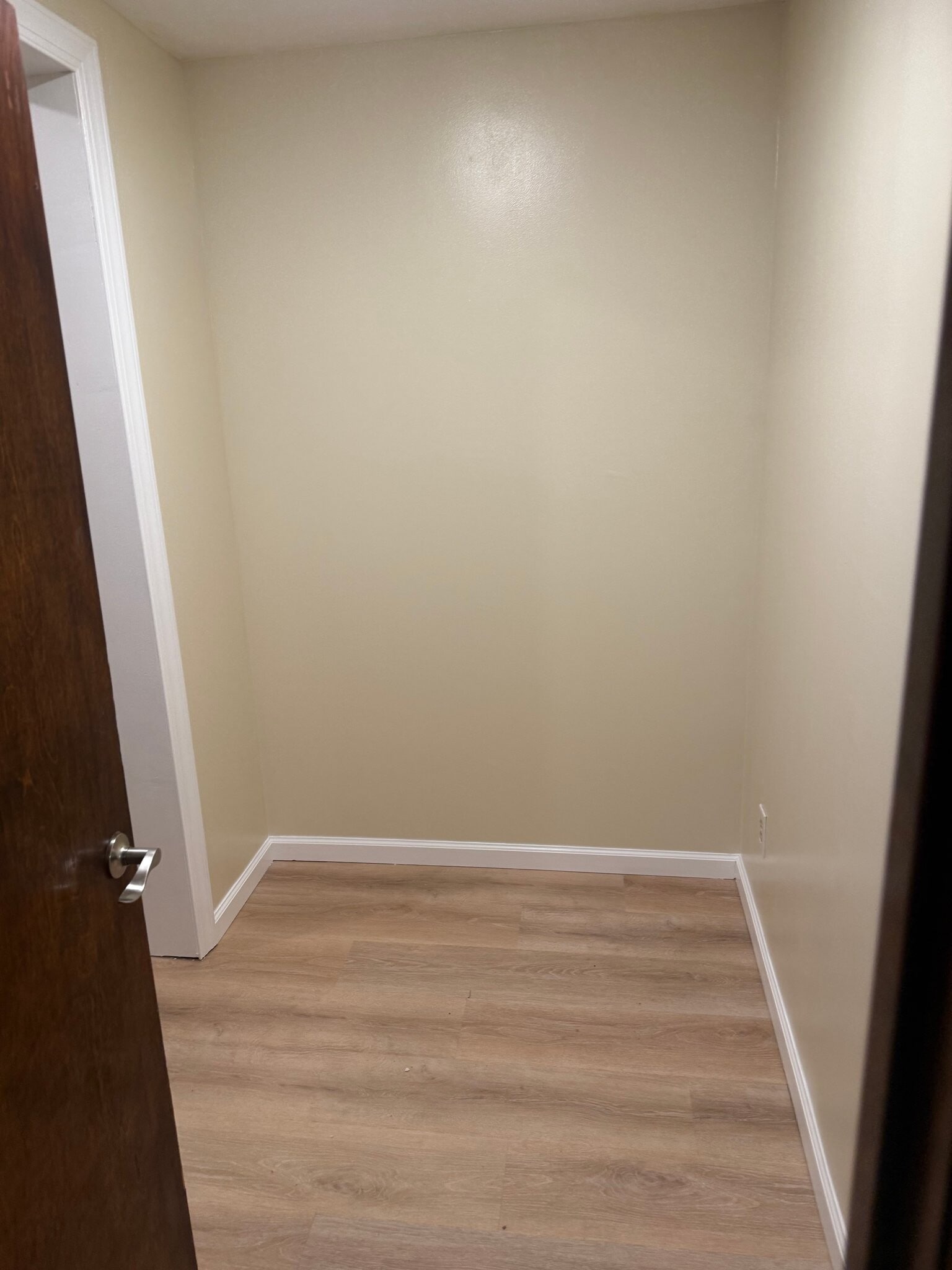 Building Photo - 1722 Maple Ln