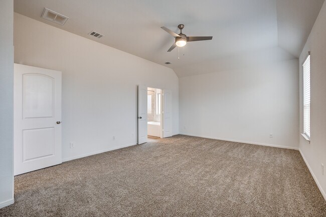 Building Photo - 1225 Antelope Passing Dr