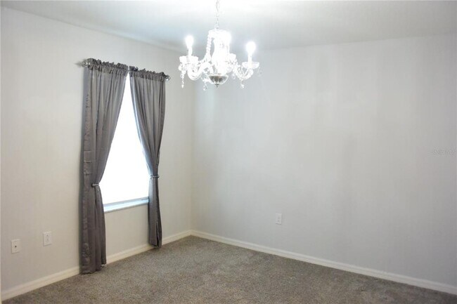 Building Photo - 1213 Grantham Dr