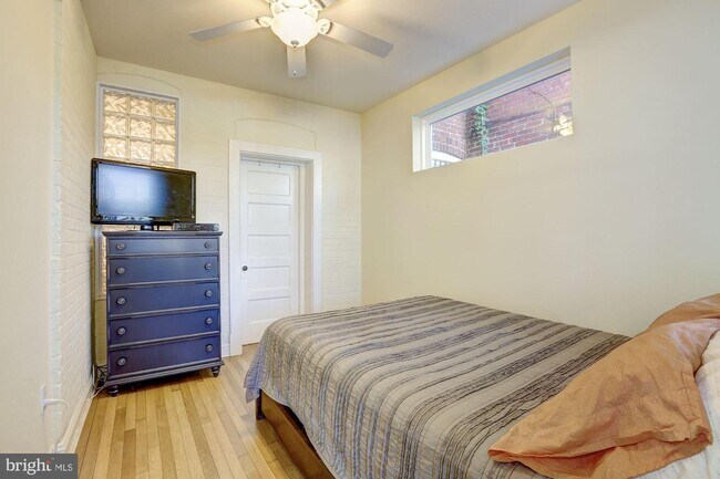 Building Photo - 4114 New Hampshire Ave NW