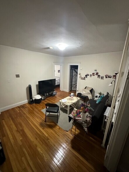 Building Photo - 1163 Boylston St