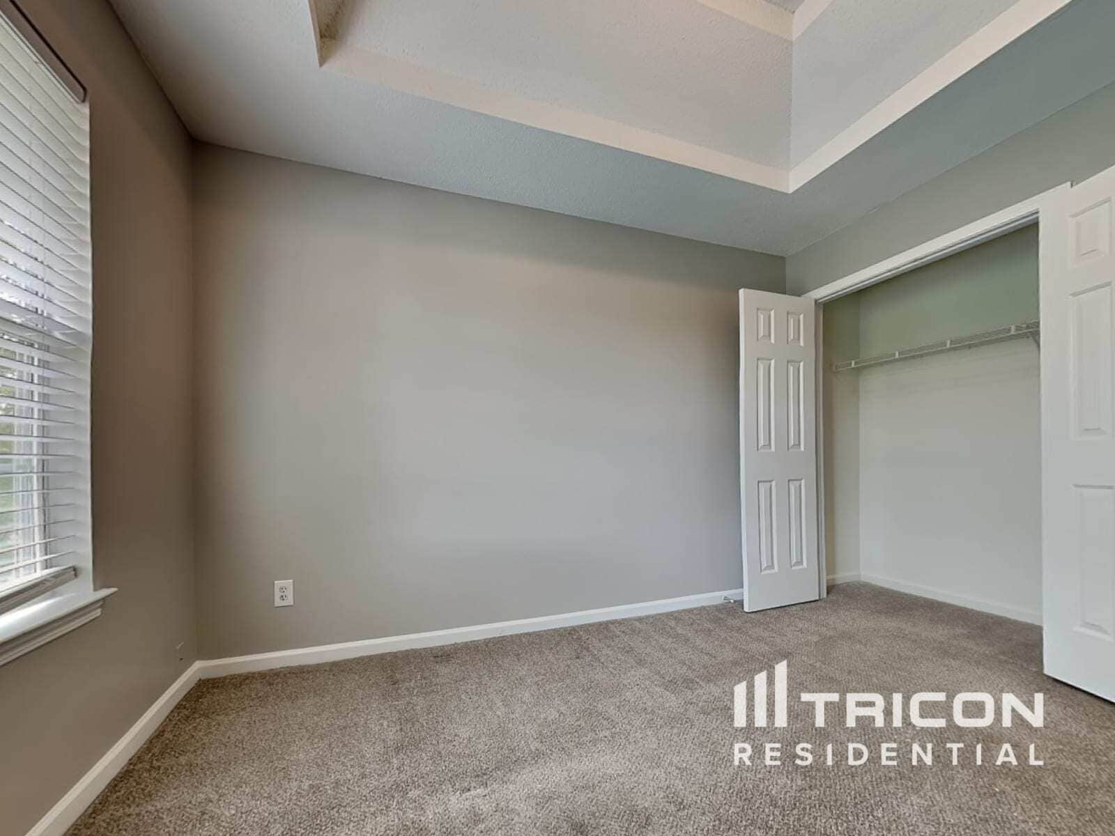 Building Photo - 718 Fletcher Dr