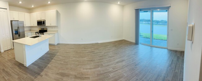 Building Photo - Brand New 3/2/1 in SEAGROVE!