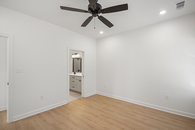 Building Photo - West Little Rock - 1500 SqFt New Constuction 3 Bed 2 Bath off Kanis Road