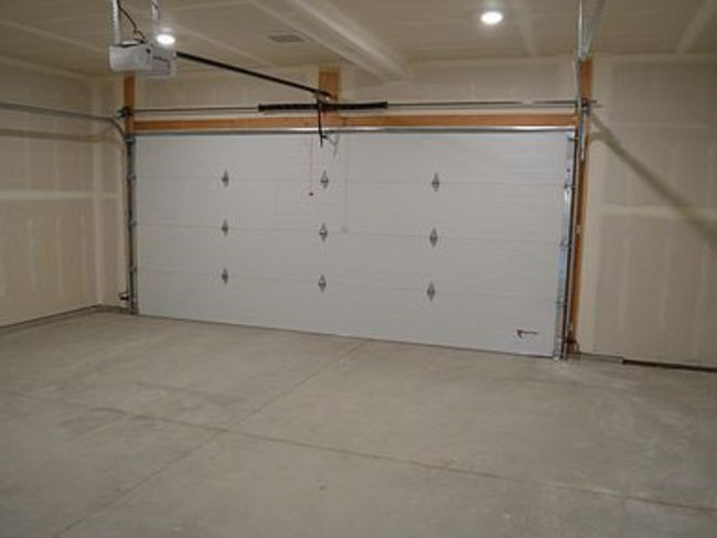 Building Photo - 258 Blackberry Loop