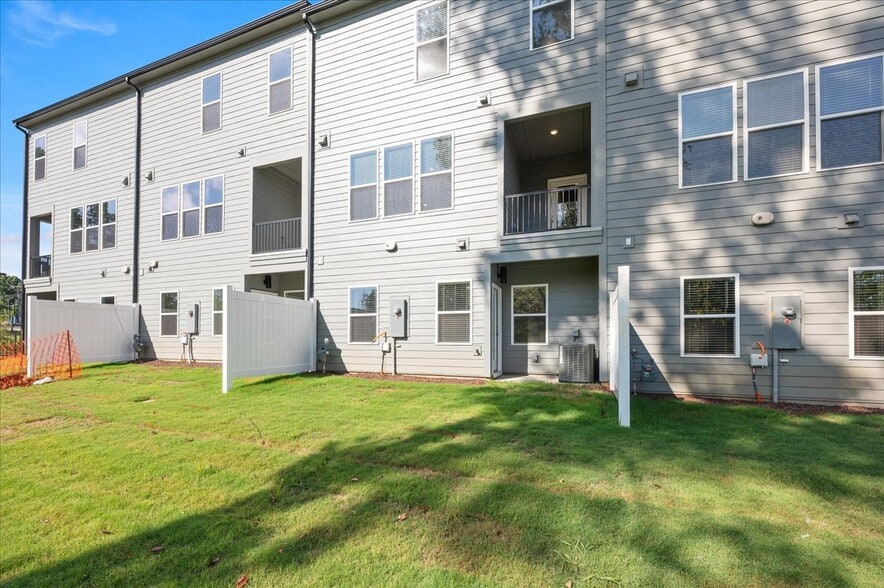 Back Yard - 10536 Pleasant Br Dr