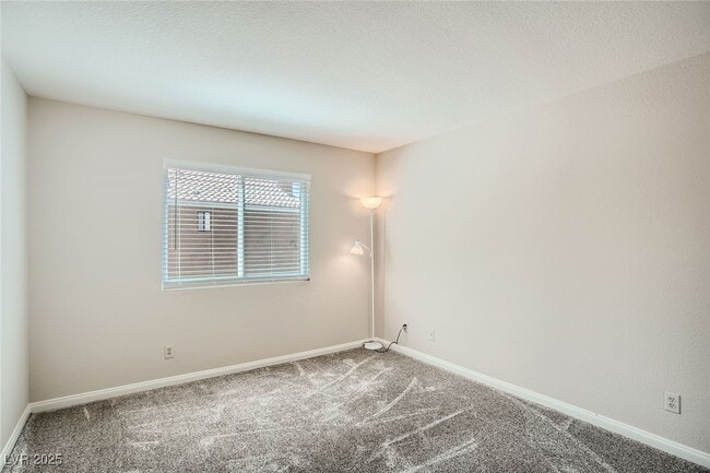 Building Photo - 7705 Wolf Creek Rd