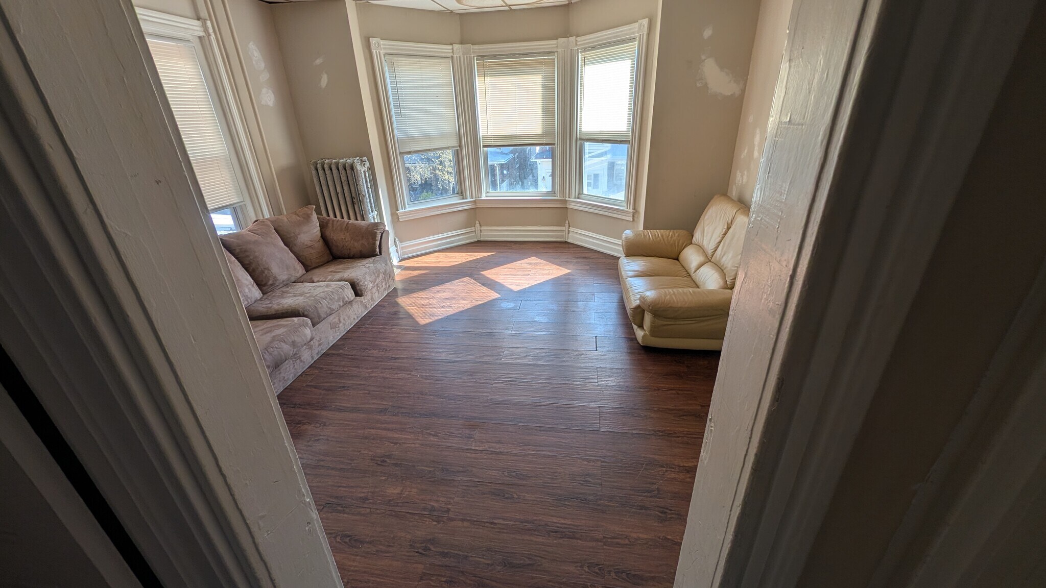 Building Photo - 238 S Madison St