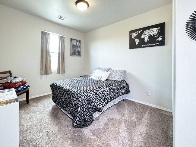 Building Photo - You Found a Nearly New Home For Rent!