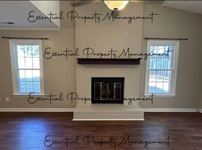 Building Photo - 1201 Liberty Dr