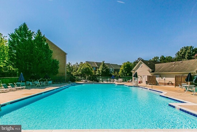 Building Photo - 6652 Debra Lu Way