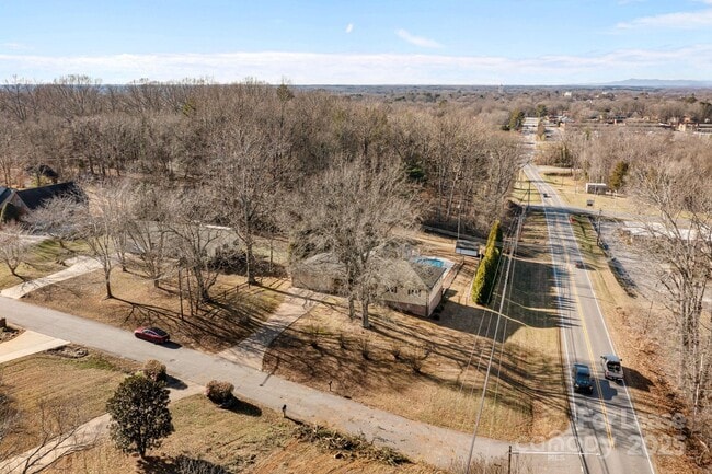 Building Photo - 130 Boulder Dr