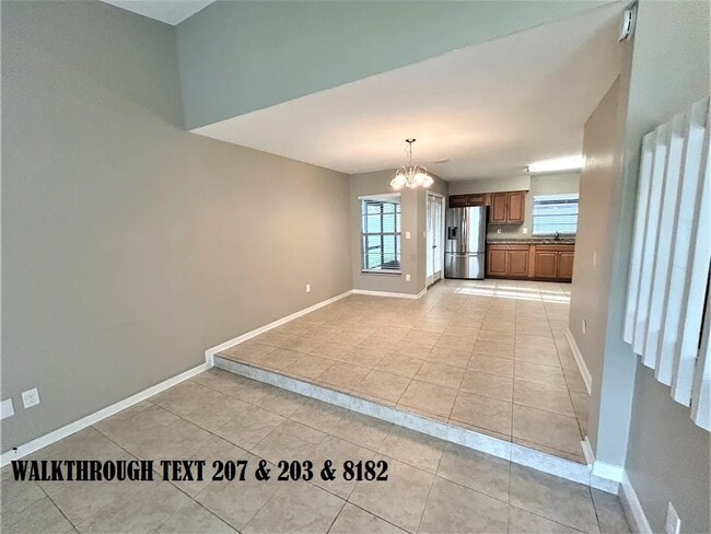 Building Photo - 540 Oak Creek Dr