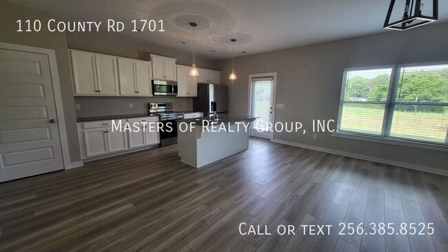 Building Photo - 110 Co Rd 1701