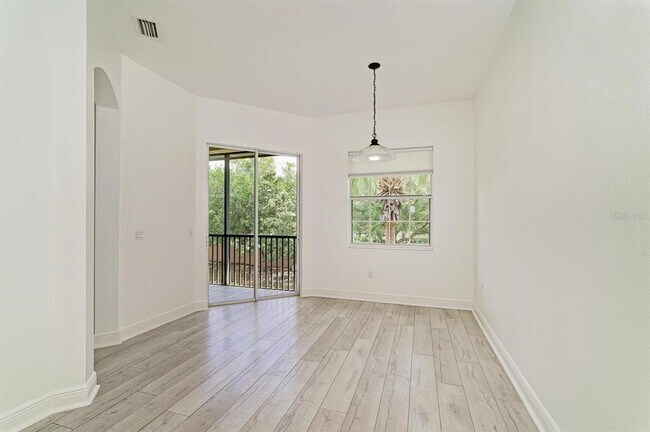 Building Photo - 8261 Miramar Way