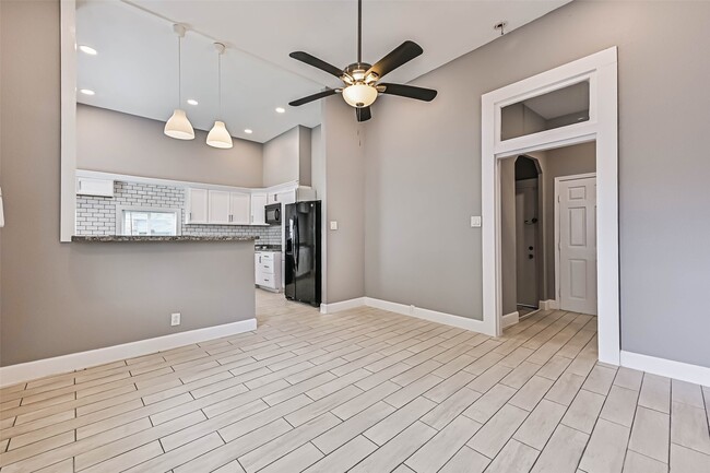 Building Photo - 2914 Avenue K