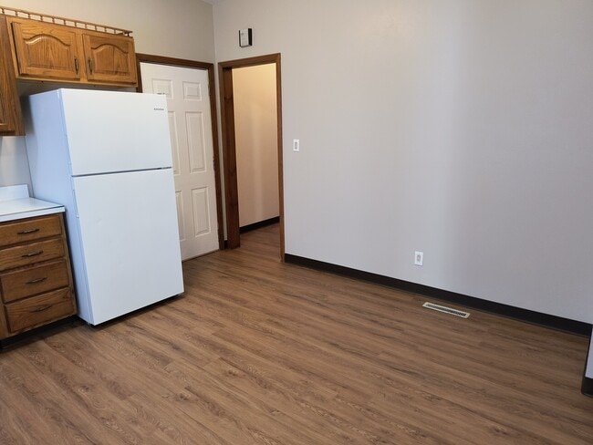 Building Photo - 11 Cottage Pl