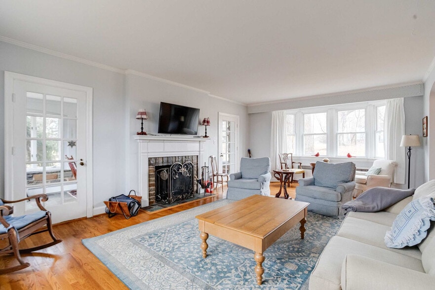 Building Photo - 10417 Liberty Rd