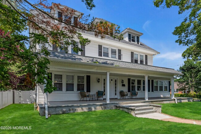 Building Photo - 309 Cedar Ave