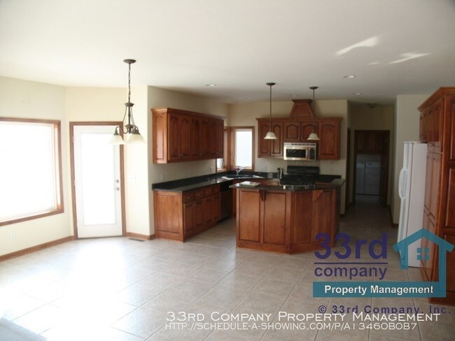 Building Photo - 2082 Arnold Palmer Dr