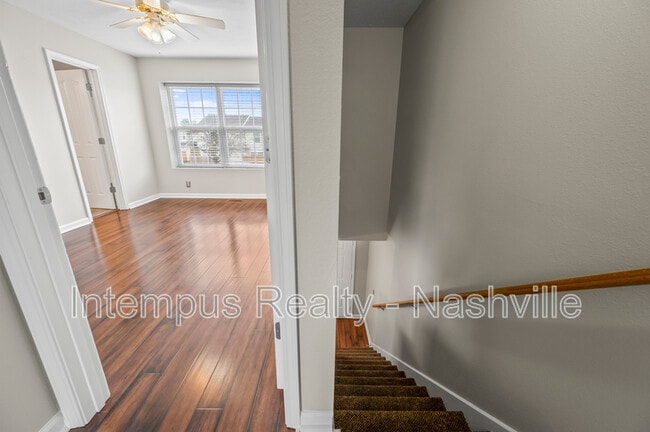 Building Photo - 415 Shoshone Pl