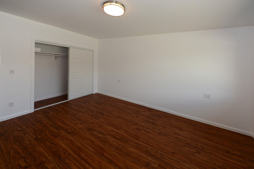 Building Photo - 1182 Palekaiko St
