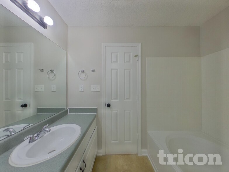 Building Photo - 4711 Jackam Ridge Ct